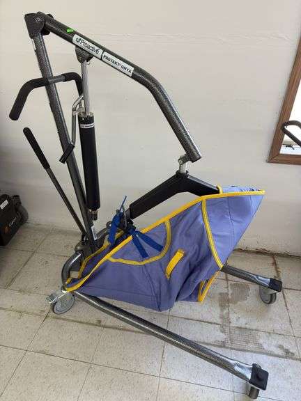 450lb proactive medical products, protektonyx patiant lift. image