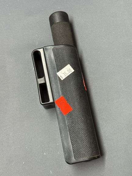 Expandable Baton with Holster