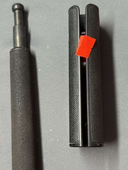 Expandable Baton with Holster