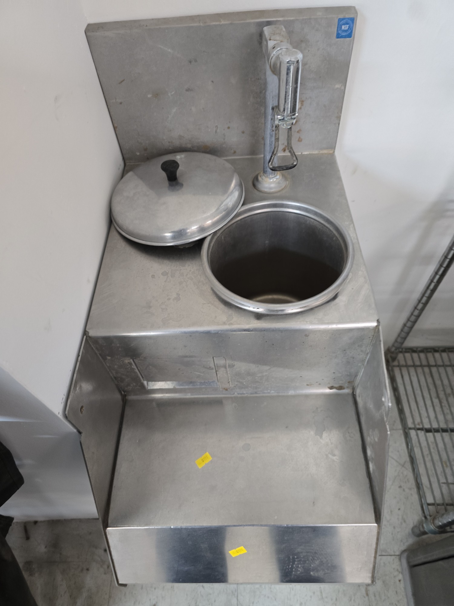 Lot image 2
