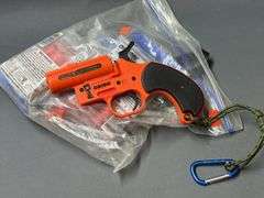 Orion Flare Gun with Flares