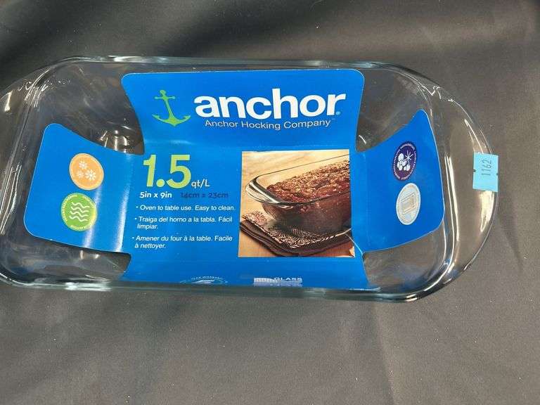 Set of 2 Anchor 1.5 qt glass pans