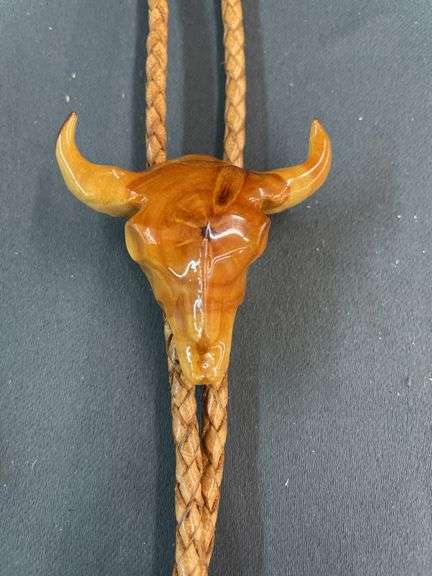 Bolo tie