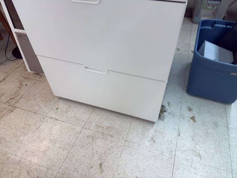 Locking filing cabinet, code lock