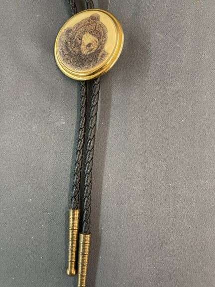 Bolo tie