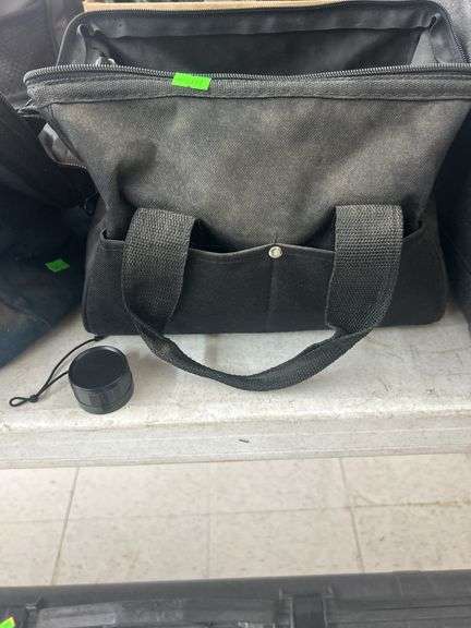 Detail Sander with Sandpaper and Tool Bag