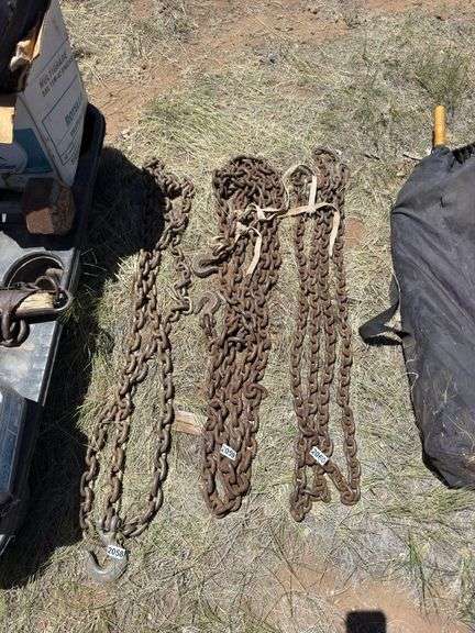Heavy-Duty Tow Chain with Hooks