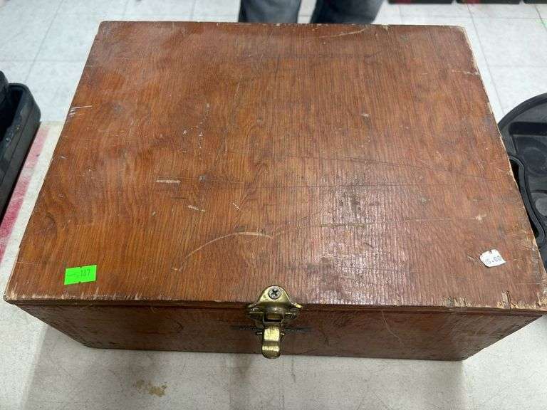 Vintage Chicago Power Tool Co. Drill with Case