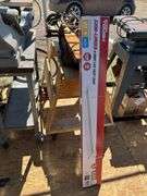 4ft Shop light NIB