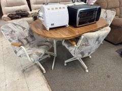 Dining Table w/ Chairs
