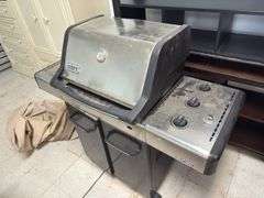 Weber Spirit BBQ grill
