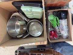 Various kitchen supplies