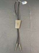 Bolo tie