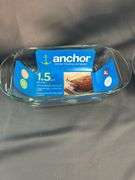 Set of 2 Anchor 1.5 qt glass pans