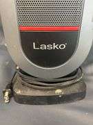 Lasko CT22425 Oscillating Tower Space Heater