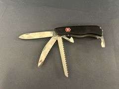 Pocket and Folding Knives