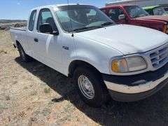 1999 Ford F150 2WD. Long bed