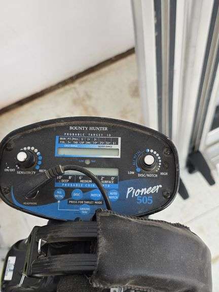 Pioneer Metal Detector