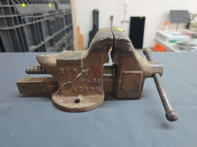 Bench Vise image