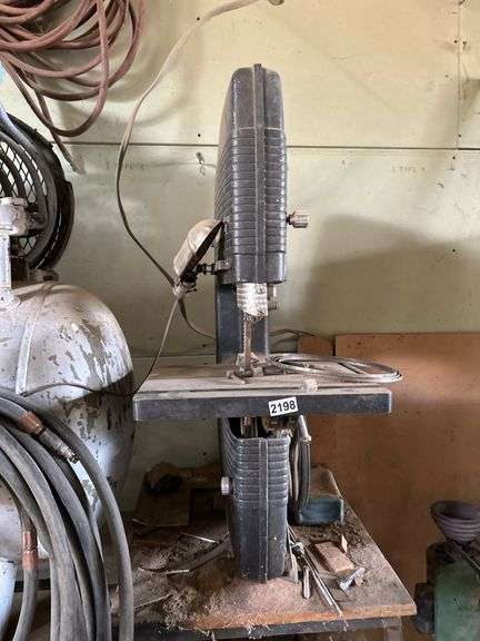 Craftsman bandsaw and stand