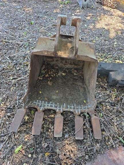 Tractor Bucket