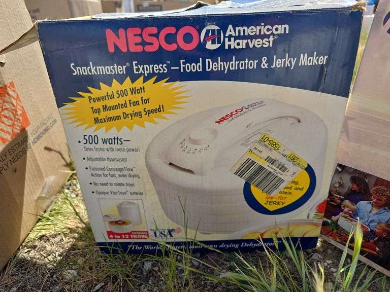 Two Nesco American Harvest Snackmaster Food Dehydrators