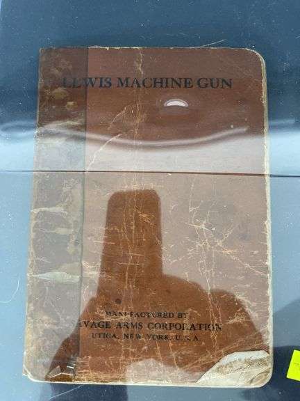 Lewis Machine Gun Manual - Savage Arms Corporation