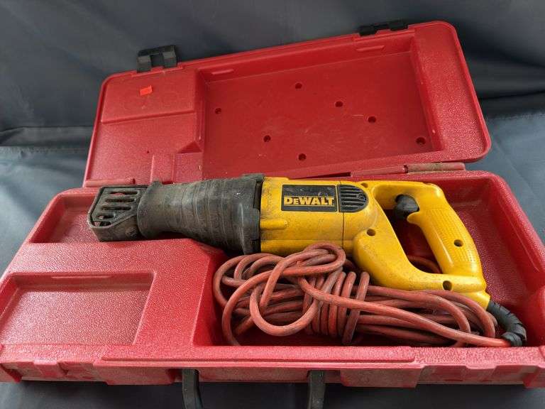 Dewalt reciprocating saw image