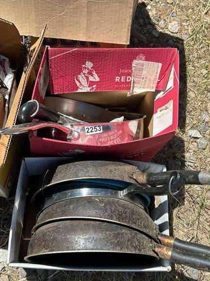 Box Lot: Cookware, Globe, and Assorted Household Items