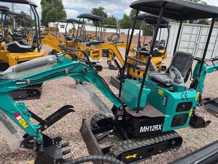 CFG Industry MH12RX Mini Excavator image