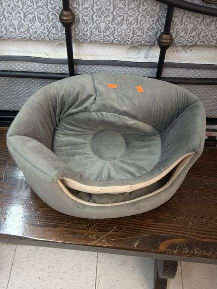 Cat bed image