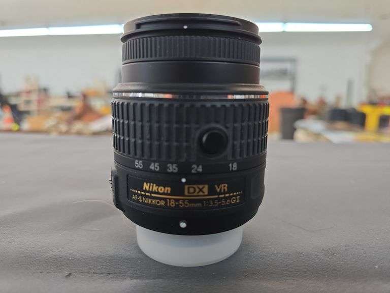 Nikon lens image