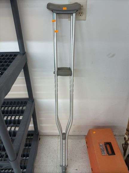 Crutches image