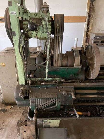 Metal lathe and attachments