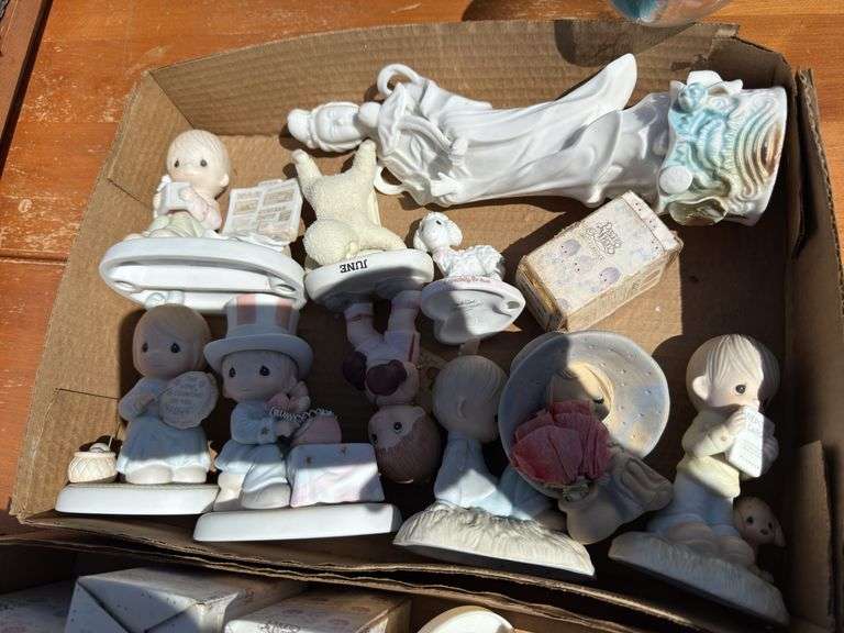 Assorted Lot of Precious Moments Figurines