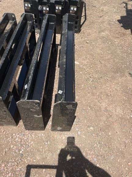 New Wolverine Skid steer back plate