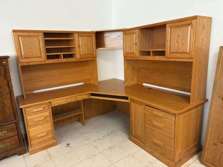 5 piece corner desk image