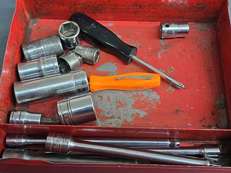 Snap-On Sockets w/ Snap-On Box image