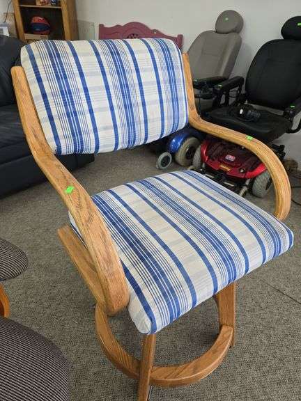 Bar Chair image