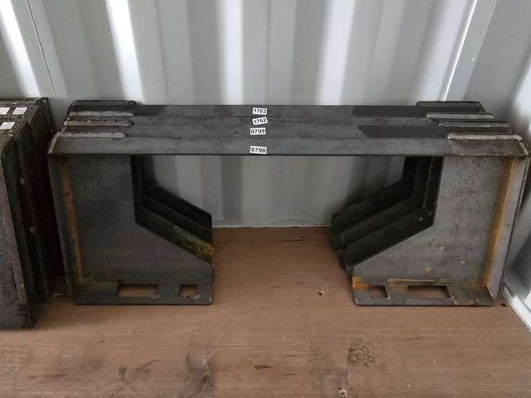 New Wolverine 3/8" Thick Quick Tach Cut Out Mount Plate QMP1-16-10T