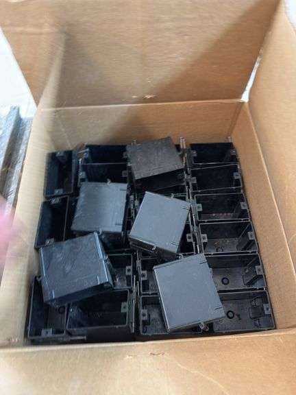 Electrical wall boxes image