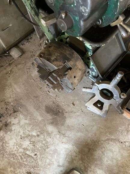 Metal lathe and attachments