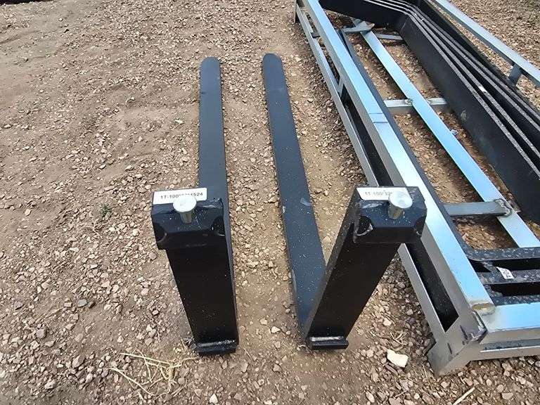New Wolverine Forklift Forks 60 In
