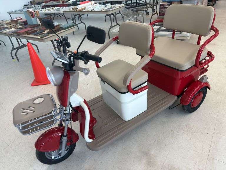 New Assembled IRGC40 Electric Mini Golf Cart- Red image