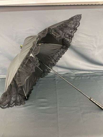Black Lace Trim Umbrella
