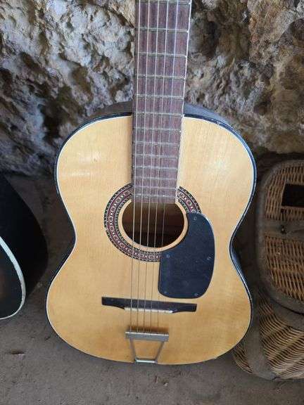 Guitar