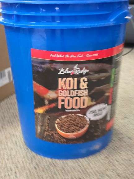 2 Buckets unopened fish food