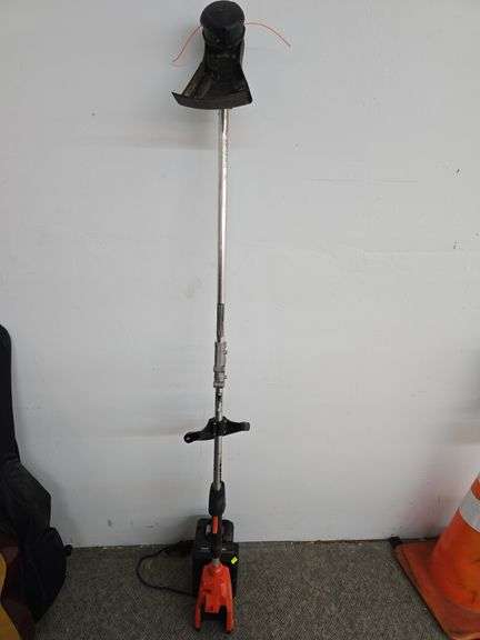 Echo Battery Weed Eater w/ Battery and Charger image
