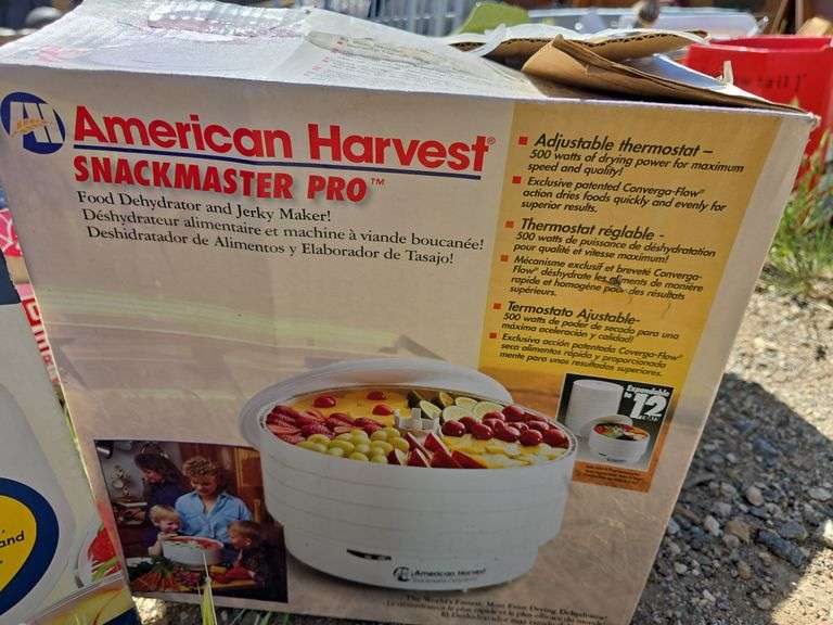 Two Nesco American Harvest Snackmaster Food Dehydrators