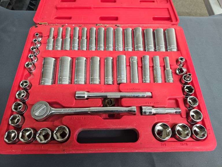 Socket Wrench Set image